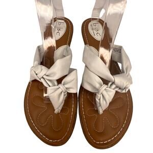 B.O.C. Born Concept Double-Knot Twist Sandals White Faux Leather Flats Size 11